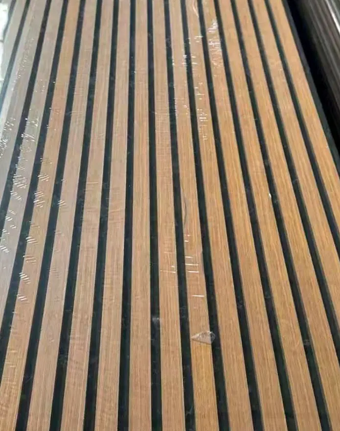 Motif Slat Kayu